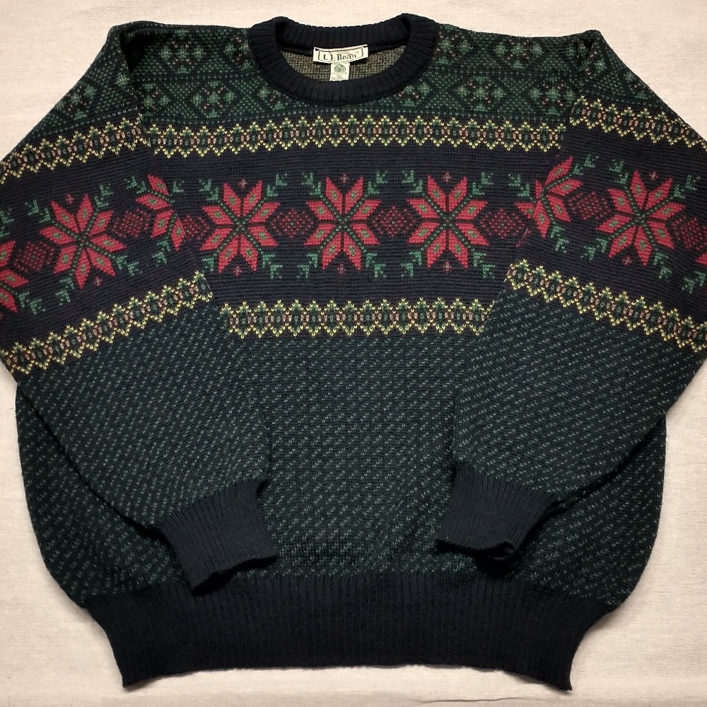 LL Bean Men’s "Ugly Christmas" 100% Wool Sweater Made in Ireland - Medium
